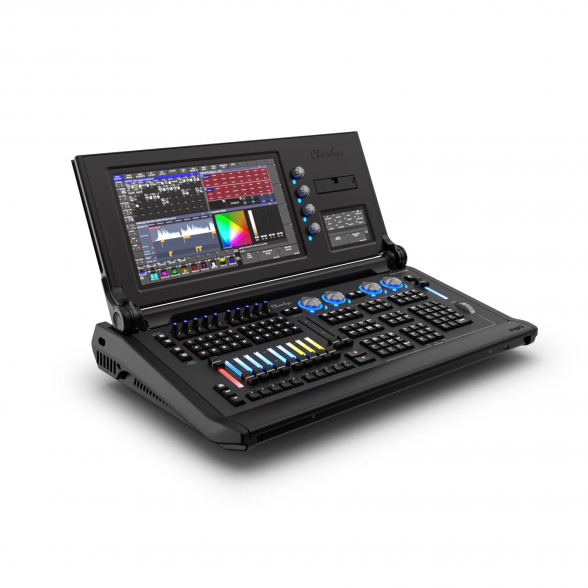 MagicQ MQ250M Stadium Console 1